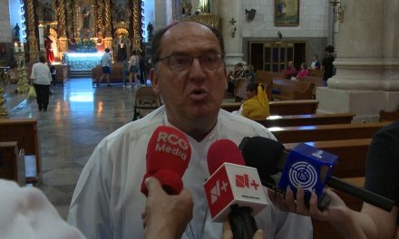 Felicita a las madres el Obispo de Saltillo