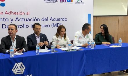 Candidatos a diputados y senadores firman acuerdo de adhesión al modelo de desarrollo inclusivo
