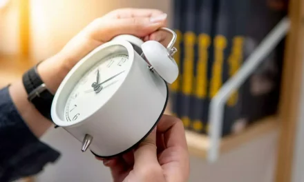 COPARMEX insta a reinstaurar horario de verano para combatir crisis energética