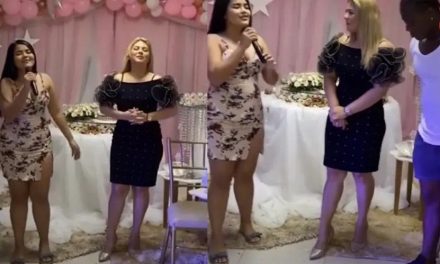 Video: Mujer descubre que su novio le fue infiel con su mamá y los ‘quema’ en una fiesta