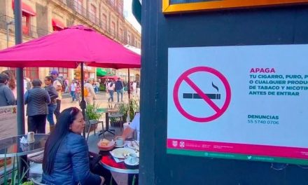 Presentan 3 proyectos de inconstitucionalidad  para prohibir las zonas de fumar en restaurantes