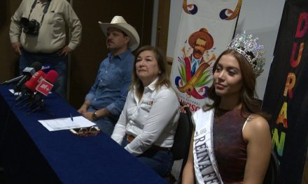 Presentan cartelera de la feria nacional de Durango en Saltillo
