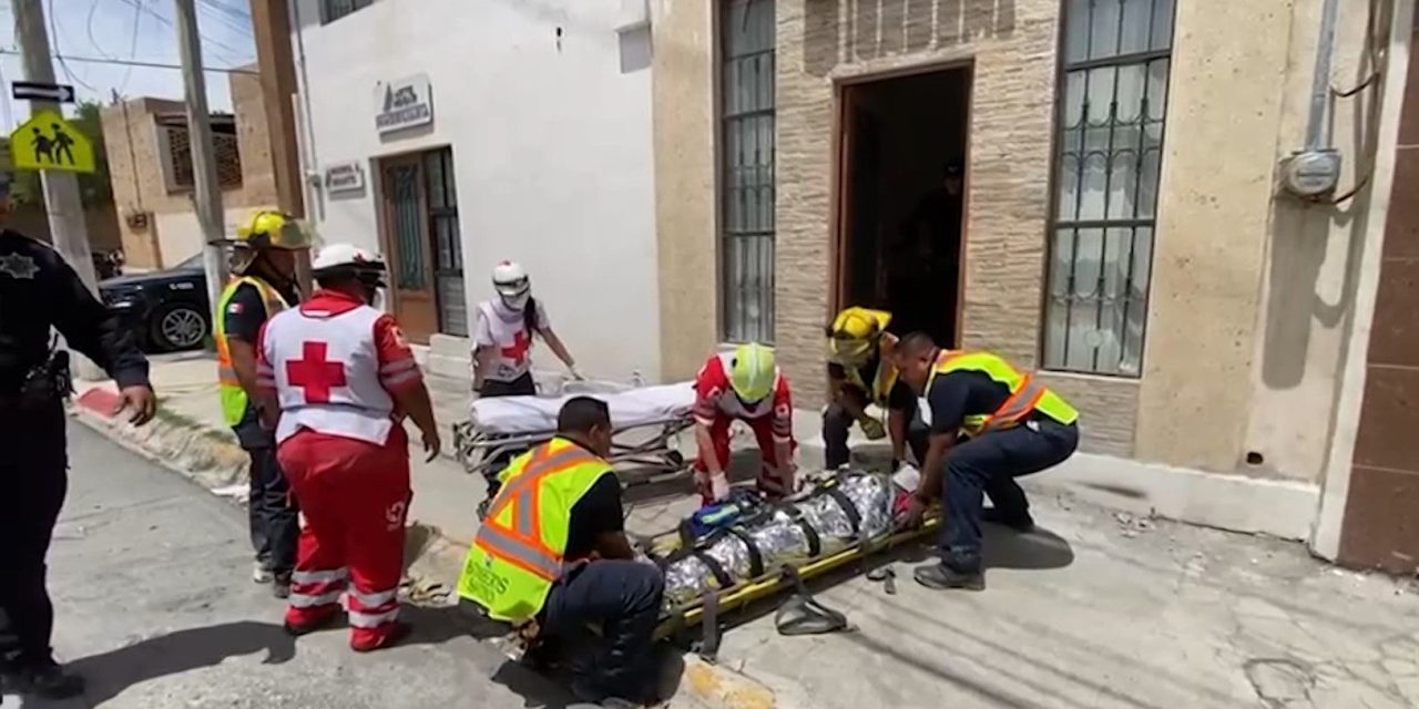Recibe albañil una descarga eléctrica en Saltillo