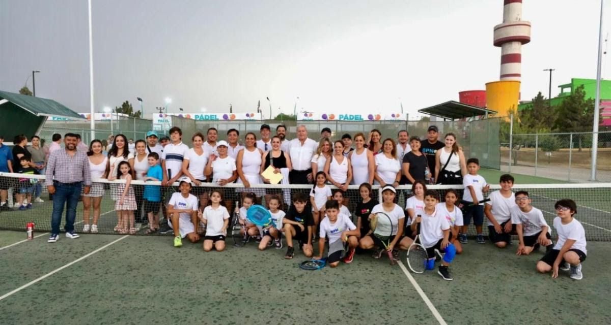 Inaugura Chema Fraustro Academia de Pádel