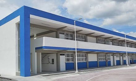 Inauguran escuela para el próximo ciclo escolar en Acuña