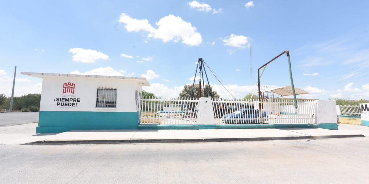 Simas Torreón repara bomba de Ciudad Universitaria