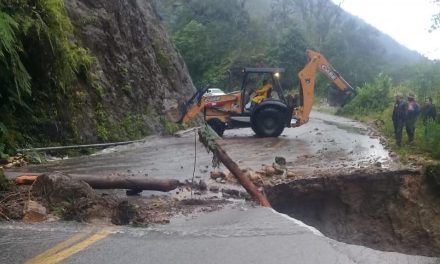 NL emite declaratoria de emergencia para 51 municipios; algunos están incomunicados
