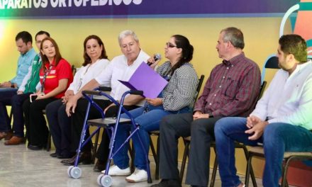 Entrega DIF Saltillo aparatos ortopédicos en alianza con OXXO