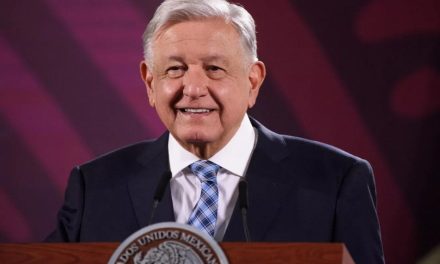 AMLO se dijo molesto con el FMI tras la predicción de mayor crecimiento económico de Argentina que México