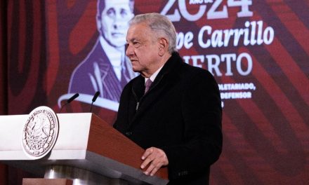 ‘La autoridad es el pueblo’; AMLO habla sobre la representación de Morena en el Congreso