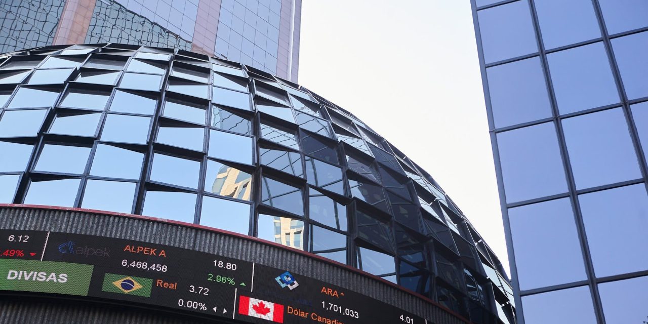 Bolsa Mexicana de Valores cae 4.9% luego de la victoria de Sheinbaum