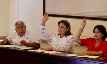 Regresan regidores de Sabinas que solicitaron licencia para contender en elecciones