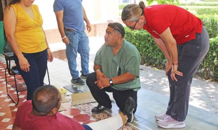 Capacitan a Personal de la UAdeC en Atención de Urgencias Médicas