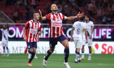 ‘Me gustaría que abran su mente’; Chicharito y el mensaje a sus haters