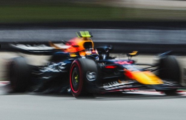 Checo Pérez largará séptimo en la Carrera Sprint del GP de Austria