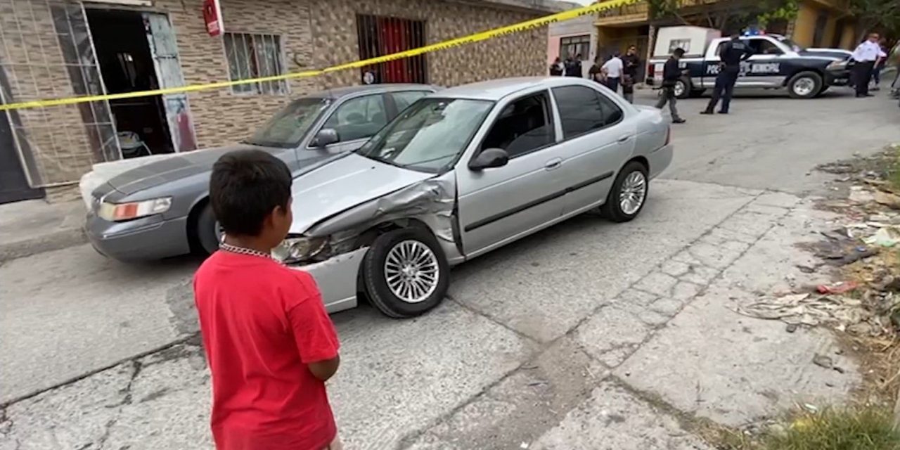 Conductor choca cuando era perseguido por policías en Saltillo