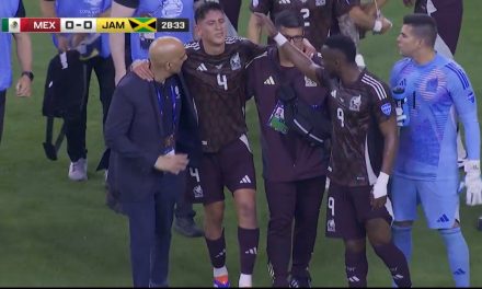 Jimmy Lozano va a esperar los resultados de Edson Álvarez sobre su lesión