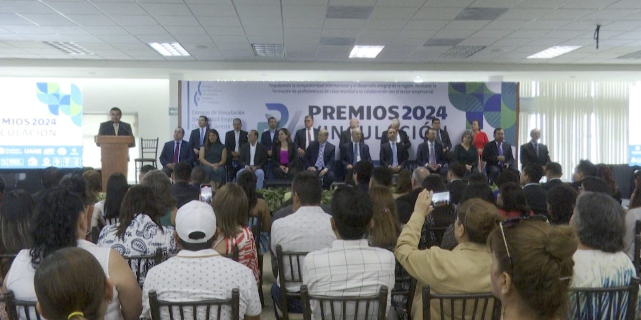 Entregan premios Vinculación 2024 en Ramos Arizpe