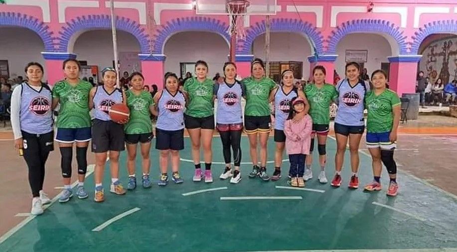 Jóvenes basquetbolistas que se dirigían a un torneo mueren en accidente automovilístico