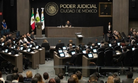 Morena advierte que planea reforma al Poder Judicial para septiembre