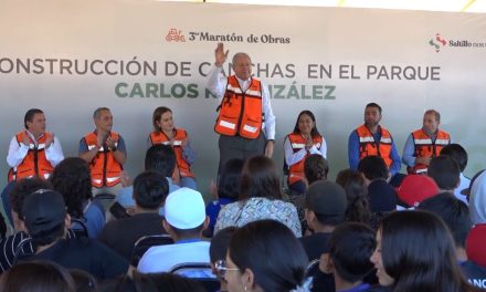 Inicia alcalde construcción de más canchas al sur de Saltillo