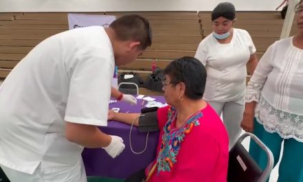 Inician ferias de la salud del adulto mayor en Saltillo