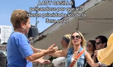 Ella es ‘Lady casilla’; mujer se queja por fila en las urnas para personas de la tercera edad