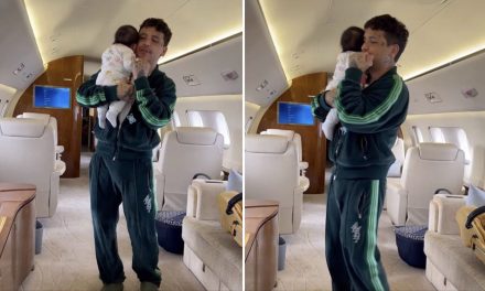 Así, sin Cazzu, Nodal compartió fotos con su hija por el Día del Padre