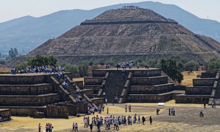 Avanzan trabajos para proteger pirámides en Teotihuacan