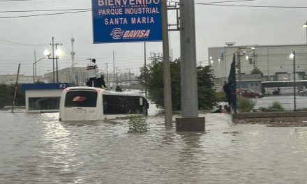 Caos en Saltillo y Ramos por inundaciones en diversos puntos por tormenta ‘Alberto’