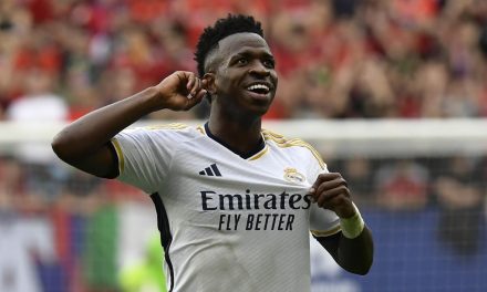 Aficionados del Valencia son condenados a prisión por insultos racistas contra Vinicius Jr