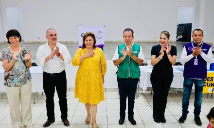 Éxito de la Feria de la Salud del Adulto Mayor en Sabinas