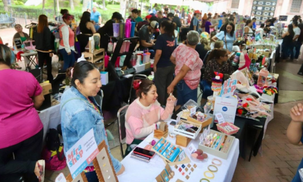 Décimo Bazar Mujeres Unidas fue un gran éxito en Saltillo