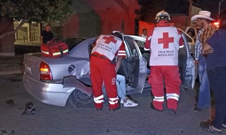 Saltillo: Lesiona a dos por omitir el semáforo, ebrio aceptó su culpa y quedó detenido