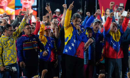 Consejo Nacional Electoral certifica victoria de Nicolás Maduro