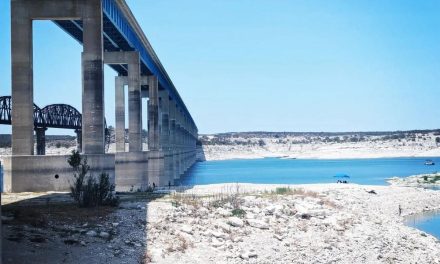 Presa ‘La Amistad’ tiene su nivel más bajo en 46 años