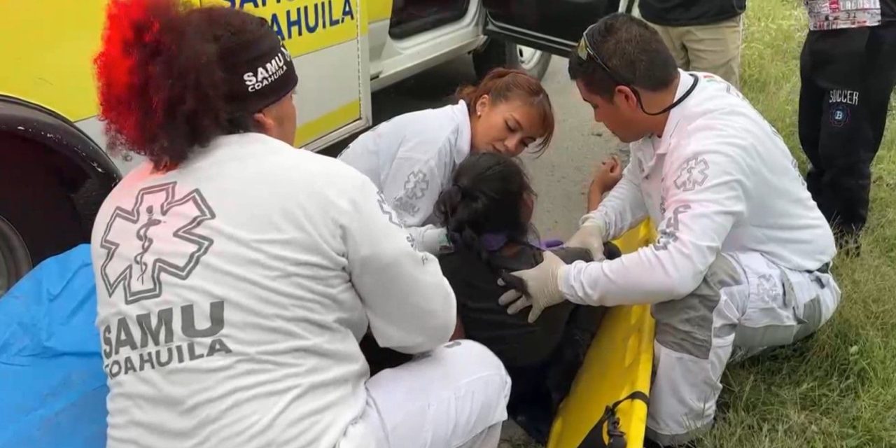 Saltillo: Adolescente es atropellada en Vito Alessio