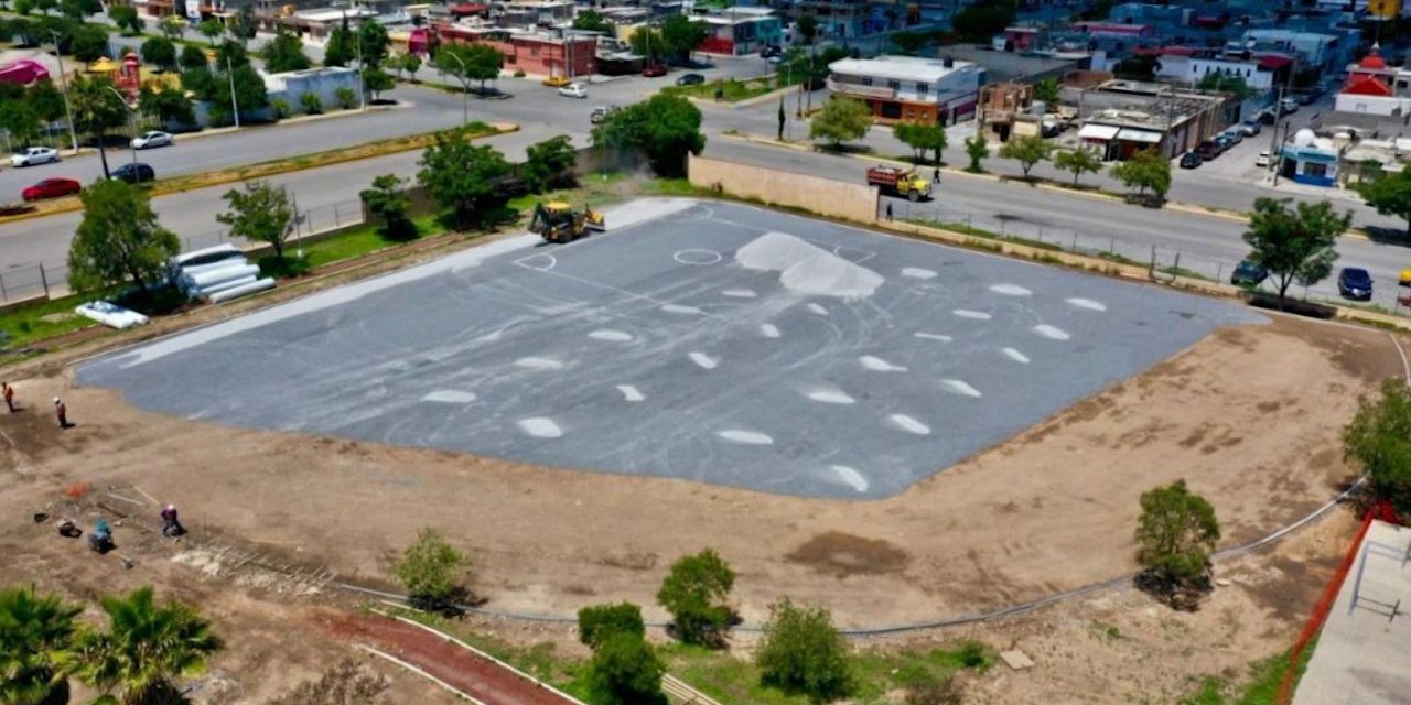 Avanza construcción de canchas en el Carlos R. González