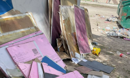 Multan a empresa por tirar basura en parque ‘Braulio Fernández’, de Acuña