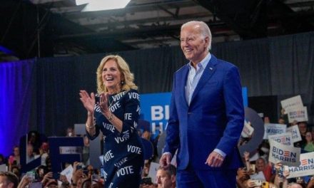 Joe Biden promete a sus seguidores que está bien