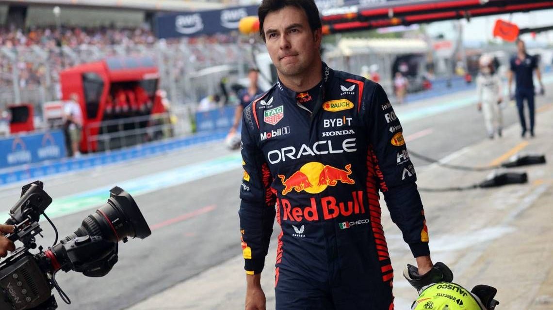 Ex campeón de F1 pide que ‘Checo’ Pérez sea despedido de Red Bull