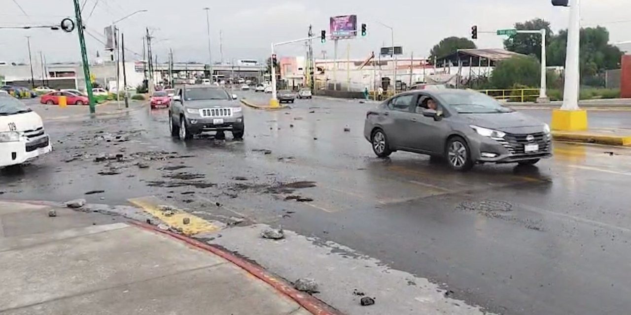 Dañan lluvias prolongación Otilio González en Saltillo