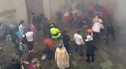 Explosión de pirotecnia en desfile de la Guelaguetza deja 7 personas heridas