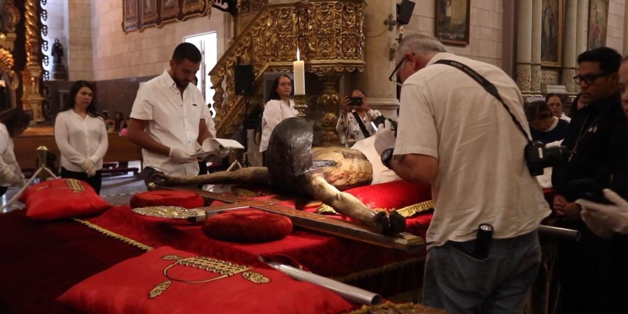 Imagen del Santo Cristo en buen estado de conservación