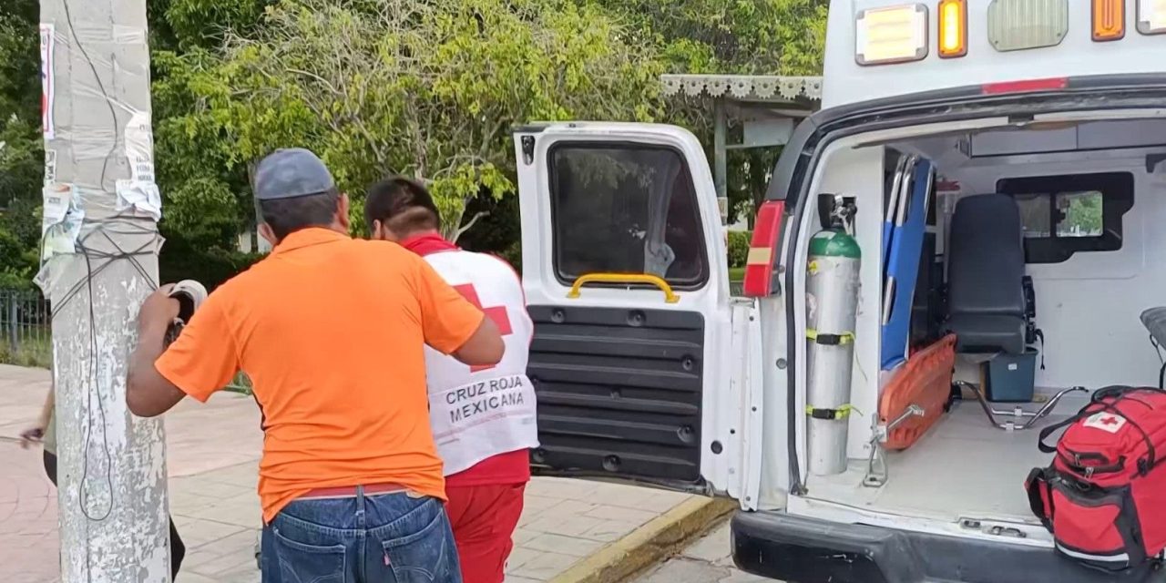Menor queda atrapada y se lesiona en un juego en Parras