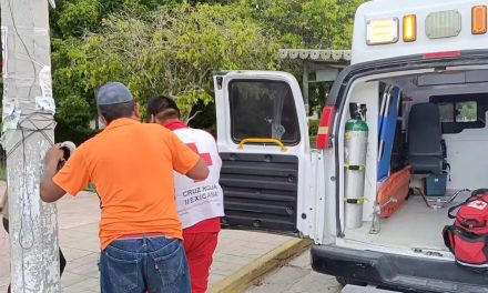 Menor queda atrapada y se lesiona en un juego en Parras