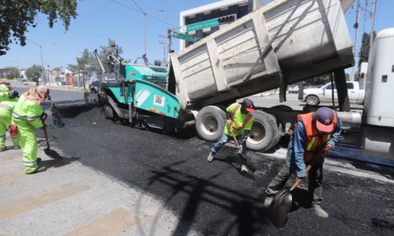 Avanzan obras de recarpeteo en el bulevar Venustiano Carranza, en Saltillo