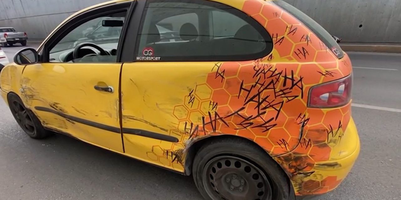 Se le poncha un neumático y provoca accidente en Saltillo
