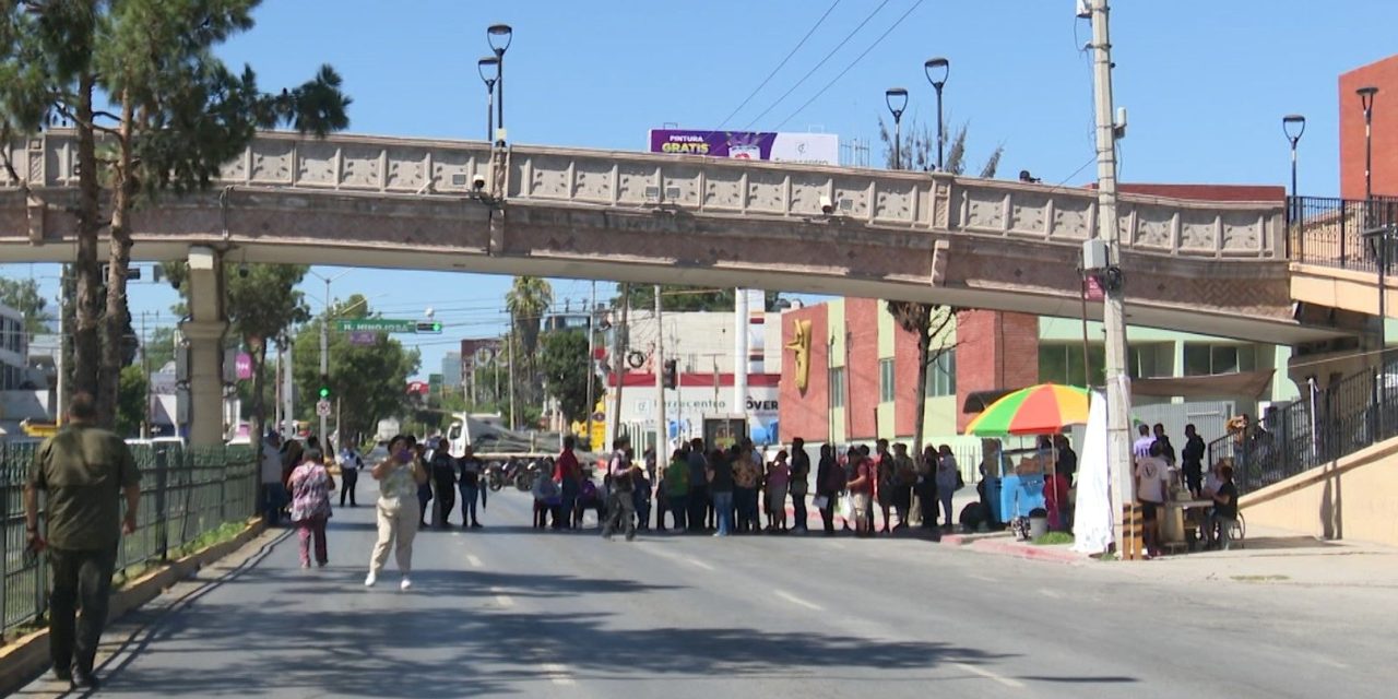 Se manifiestan pacientes que requieren hemodiálisis en Saltillo
