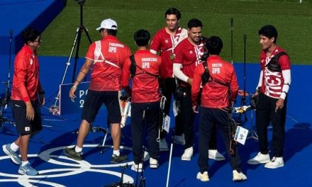 Equipo de Tiro con Arco varonil queda eliminado de París 2024
